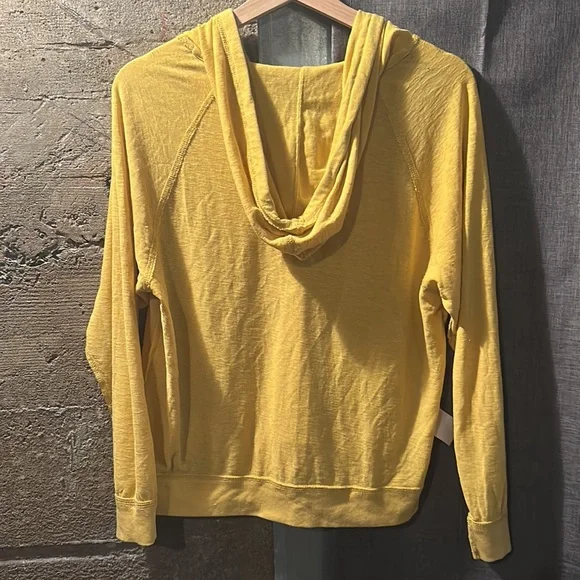 Women’s Medium Bright Yellow Zyia Active Long Sleeve *Great Condition* - Picture 12 of 13